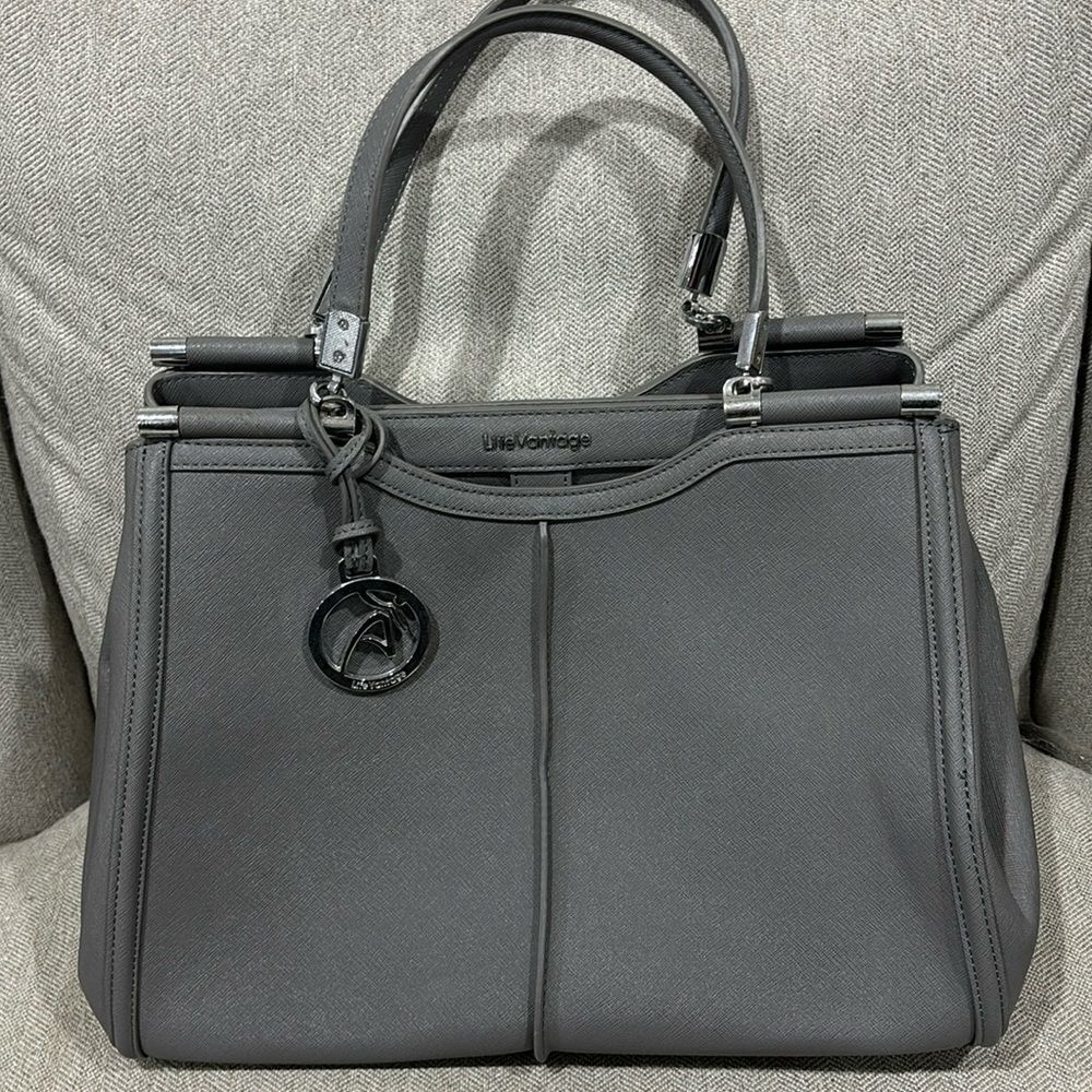 LifeVantage limited edition Handbag